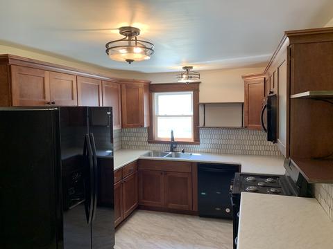 91 E 4th St, El Paso, IL 61738 photo 6