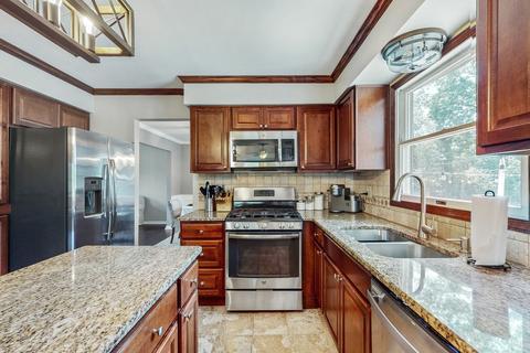 2845 Conifer Ct, Aurora, IL 60502 photo 10