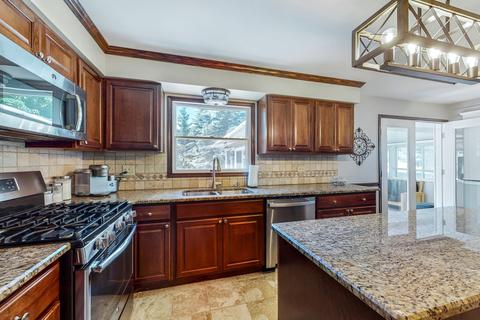 2845 Conifer Ct, Aurora, IL 60502 photo 11