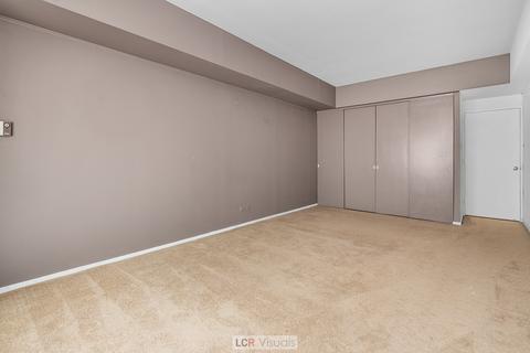 175 E Delaware Pl #4614, Chicago, IL 60611 photo 16