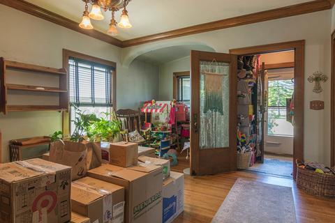 254 Lincoln Ave, Elgin, IL 60120 photo 4