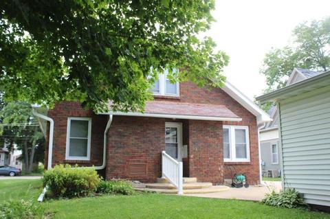 407 W Morris St, Morrison, IL 61270 photo 5