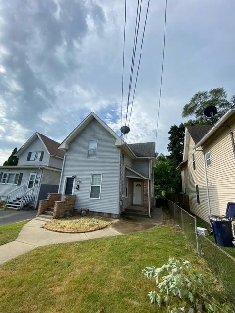 717 Villa St, Elgin, IL 60120 photo 3
