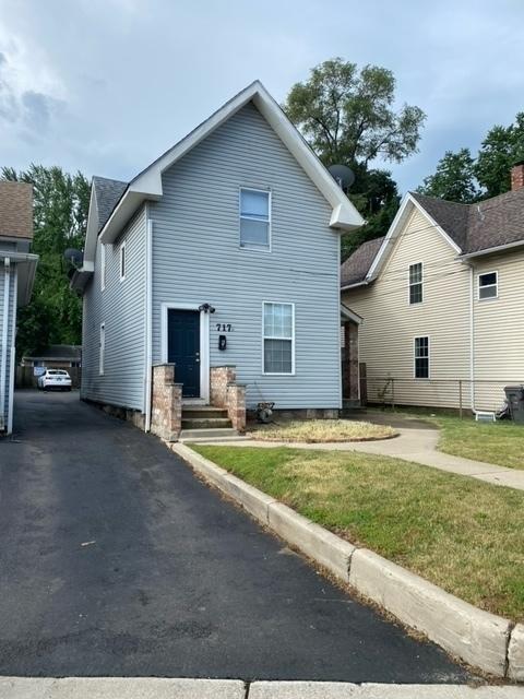 717 Villa St, Elgin, IL 60120 photo 1