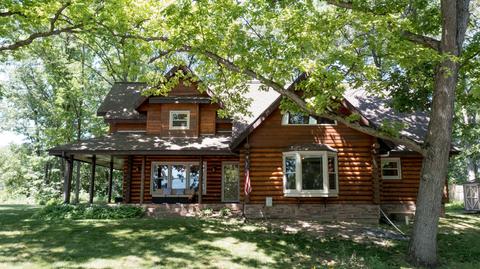 685 Braintree Ln, Bartlett, IL 60103 photo 2