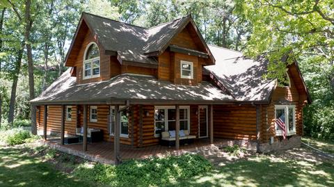 685 Braintree Ln, Bartlett, IL 60103 photo 1