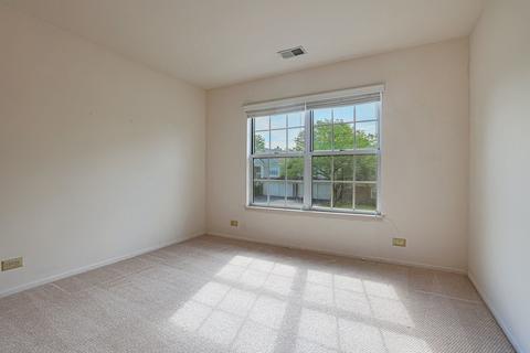 371 Ashford Cir #2, Bartlett, IL 60103 photo 14