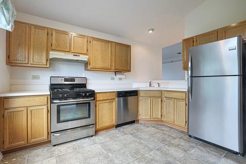 371 Ashford Cir #2, Bartlett, IL 60103 photo 9