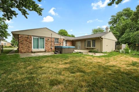 2305 Brookshire Dr E, Champaign, IL 61821 photo 24