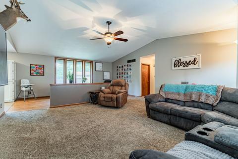 212 Franks Dr, Philo, IL 61864 photo 6