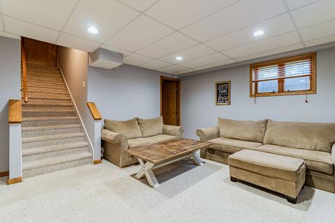 212 Franks Dr, Philo, IL 61864 photo 22