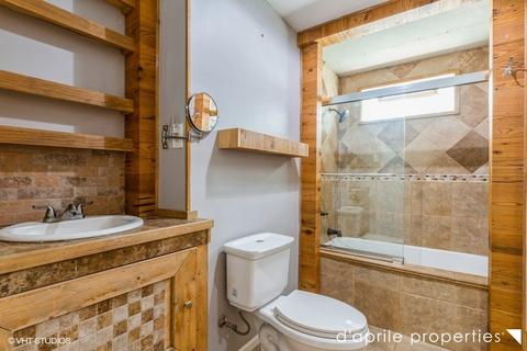 915 S 3rd Ave, Des Plaines, IL 60016 photo 11