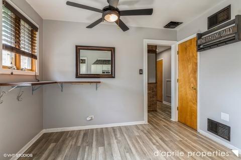 915 S 3rd Ave, Des Plaines, IL 60016 photo 7