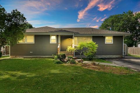 2203 Briar Ln, Lindenhurst, IL 60046 photo 13