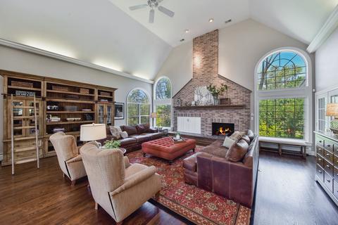 103 E Farnham Ln, Wheaton, IL 60189 photo 5
