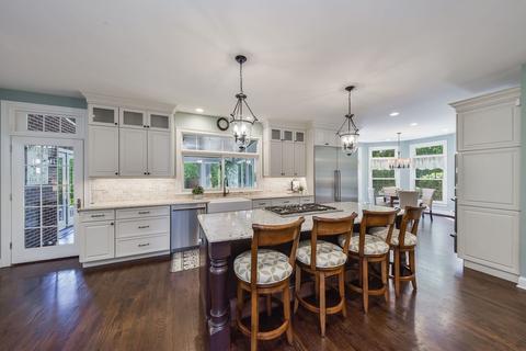 103 E Farnham Ln, Wheaton, IL 60189 photo 11