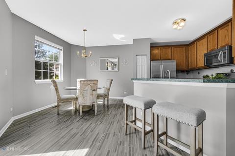 6648 Snug Harbor Dr, Willowbrook, IL 60527 photo 6