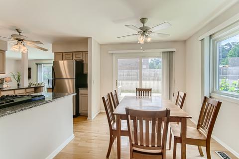 2532 Yarrow Ln, Rolling Meadows, IL 60008 photo 8