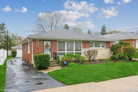 5259 W Devon Ave, Chicago, IL 60646 photo 2