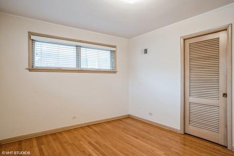 5259 W Devon Ave, Chicago, IL 60646 photo 10