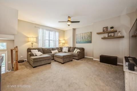 3134 Valley Falls St, Elgin, IL 60124 photo 12