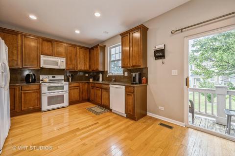 3134 Valley Falls St, Elgin, IL 60124 photo 7