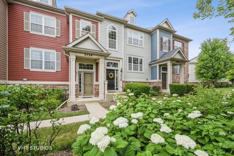 3134 Valley Falls St, Elgin, IL 60124 photo 2