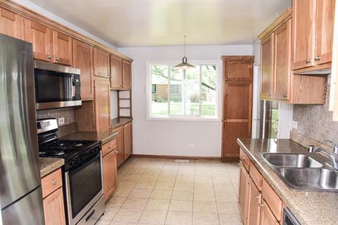 734 Plumtree Ct #D1, Wheeling, IL 60090 photo 8