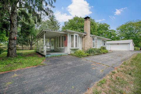 9529 S Carls Dr, Plainfield, IL 60585 photo 2