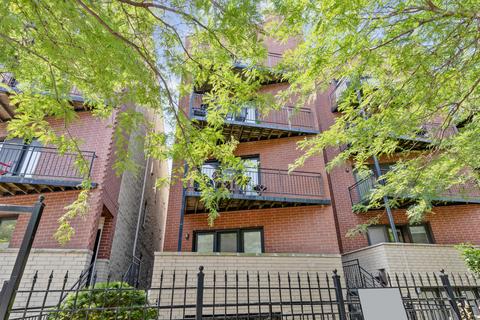 31 E 26th St #1, Chicago, IL 60616