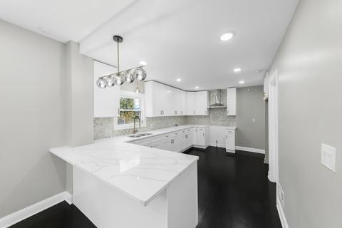 7231 S Artesian Ave, Chicago, IL 60629 photo 8