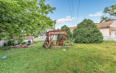 1102 Carr St, Elgin, IL 60123 photo 25
