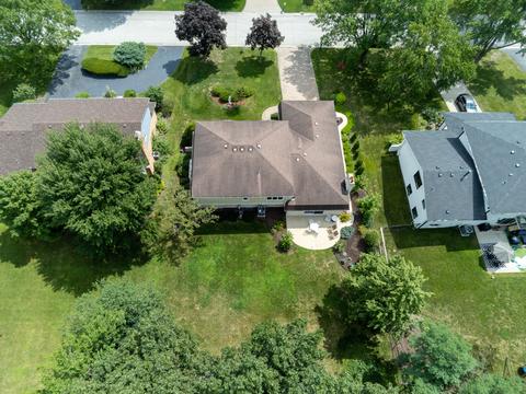 8436 Clynderven Rd, Burr Ridge, IL 60527 photo 35