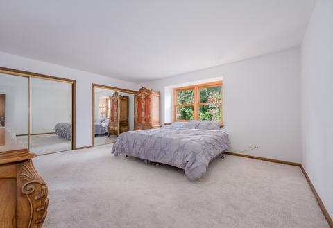 8436 Clynderven Rd, Burr Ridge, IL 60527 photo 18