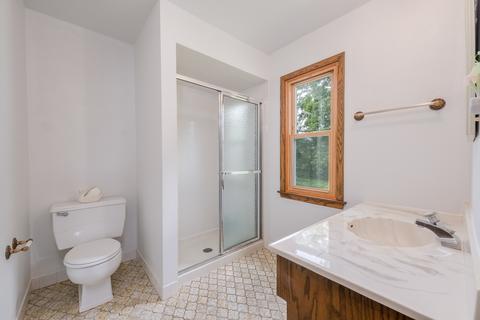 8436 Clynderven Rd, Burr Ridge, IL 60527 photo 20