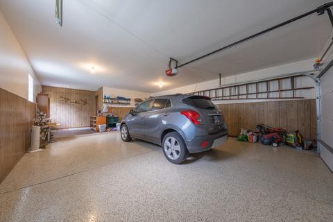 8436 Clynderven Rd, Burr Ridge, IL 60527 photo 29