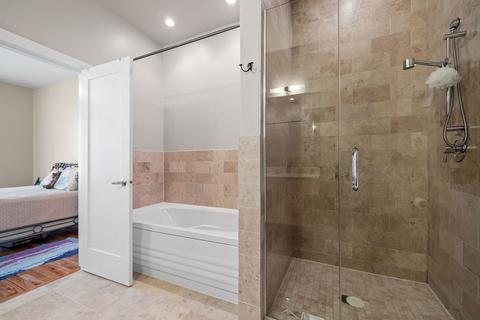 207 E 31st St #4E, Chicago, IL 60616 photo 12
