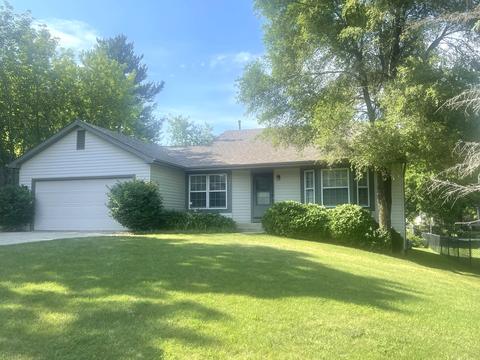 3202 Terrace Dr, Mchenry, IL 60050 photo 1