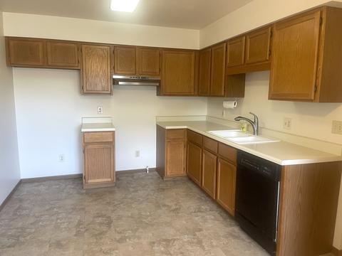 3202 Terrace Dr, Mchenry, IL 60050 photo 3