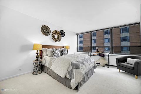 222 E Pearson St #1201, Chicago, IL 60611 photo 14