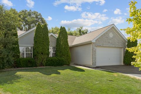 28489 Wagon Trail Ct, Lakemoor, IL 60051 photo 1