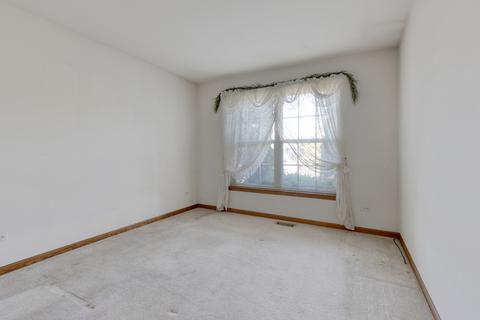 28489 Wagon Trail Ct, Lakemoor, IL 60051 photo 19
