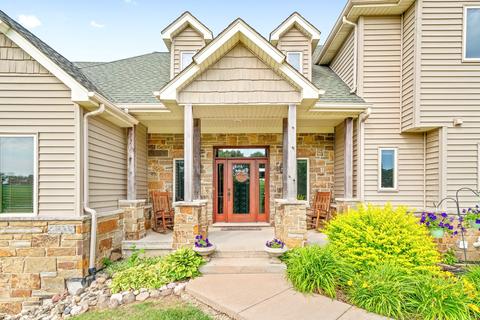 976 Melugins Grove Rd, Compton, IL 61318 photo 3