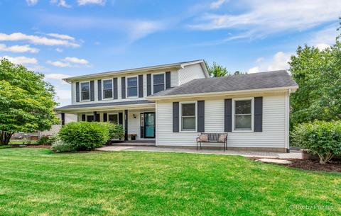 625 Maple Ave, Elburn, IL 60119 photo 1