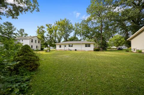 526 Jackson St, Genoa, IL 60135 photo 16