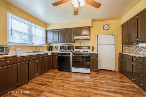 32 Leonard St, Elgin, IL 60123 photo 7