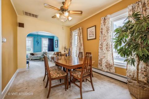 32 Leonard St, Elgin, IL 60123 photo 5