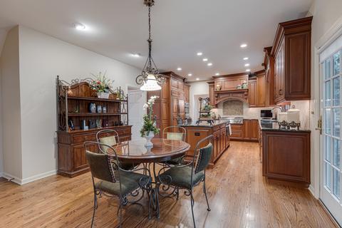 1220 Hawkins Ct, Bartlett, IL 60103 photo 11