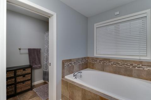 1070 Geyser Peak Rd, Normal, IL 61761 photo 25