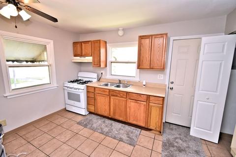 17159 Park Ave, Lansing, IL 60438 photo 4
